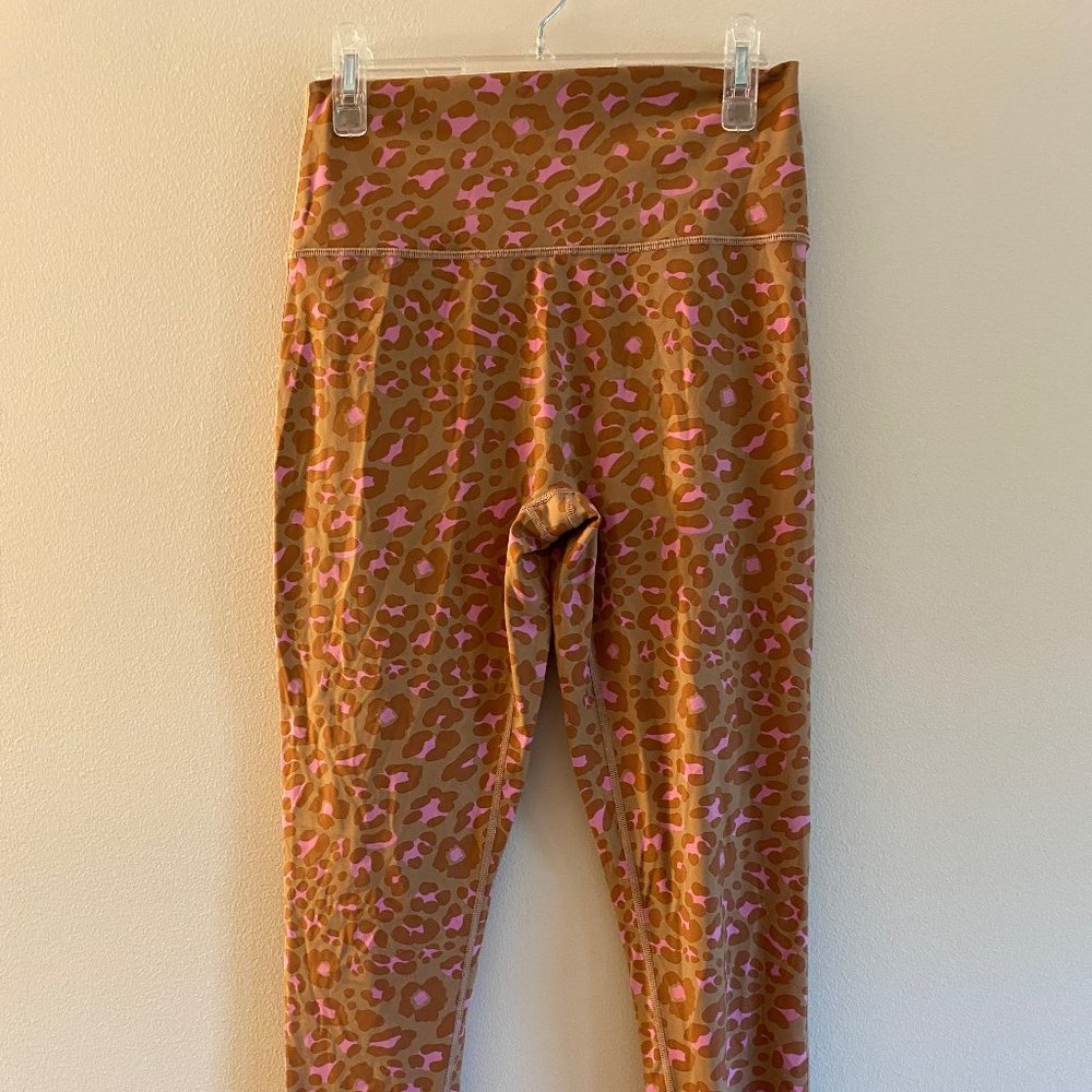 Size Large, Pink & Orange Leopard Print Leggings
